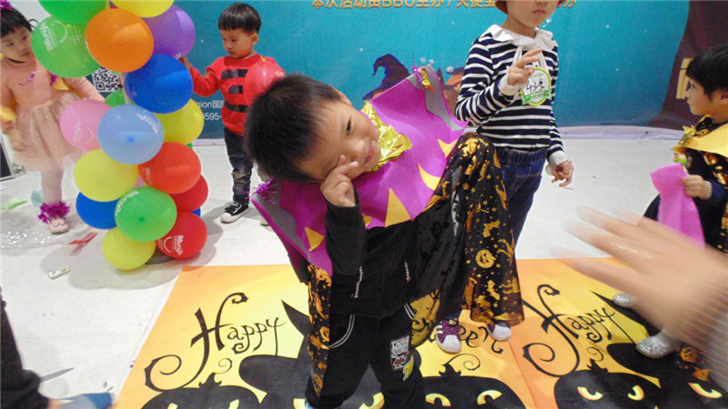 BBunion国际早教泉州中骏中心活动花絮:快乐魔法精灵之万圣节狂欢派对 BBunion国际早教泉州中骏中心活动花絮:快乐魔法精灵之万圣节狂欢派对